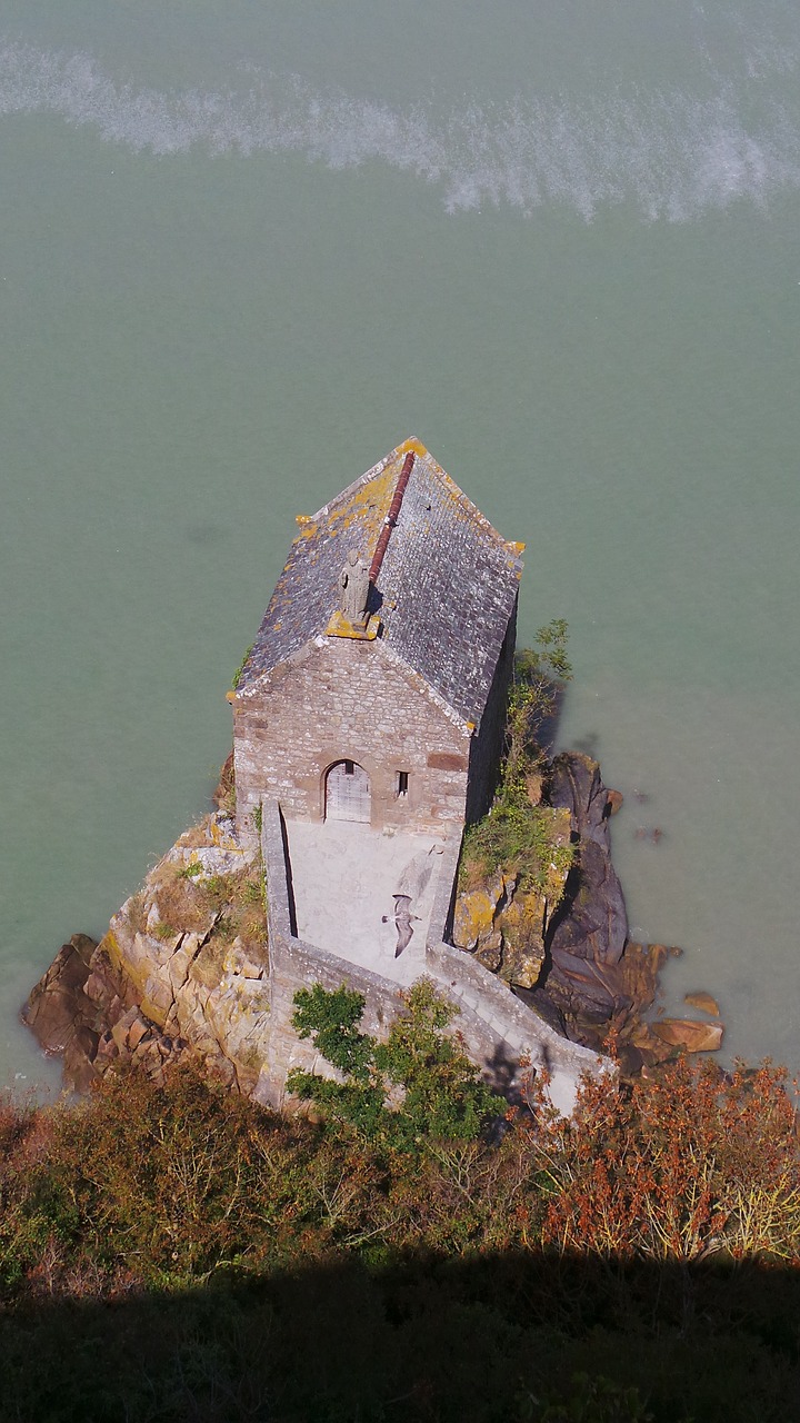 chapel  sea  seagull free photo