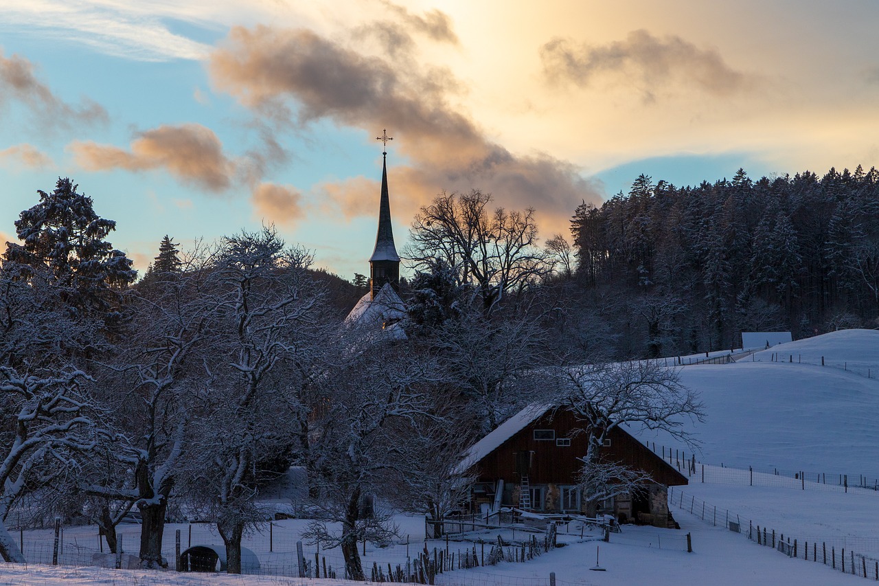 chapel  chappeli  wintry free photo