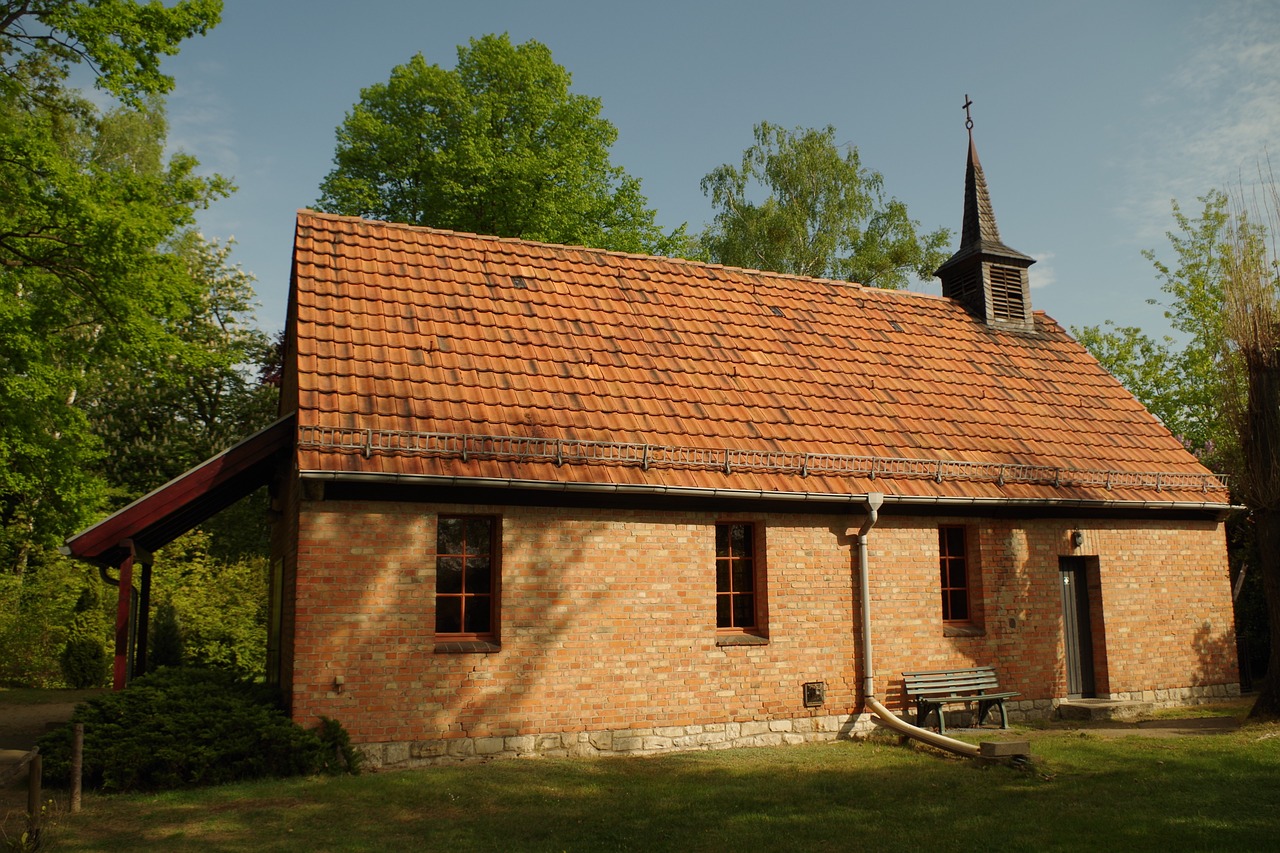 chapel cemetery church free photo