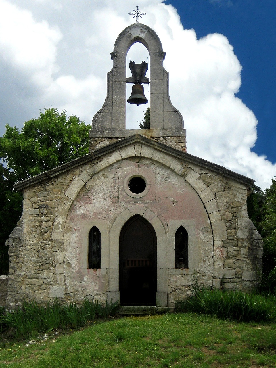 chapelle saint-michel lurs alpes-de-haute-provence free photo