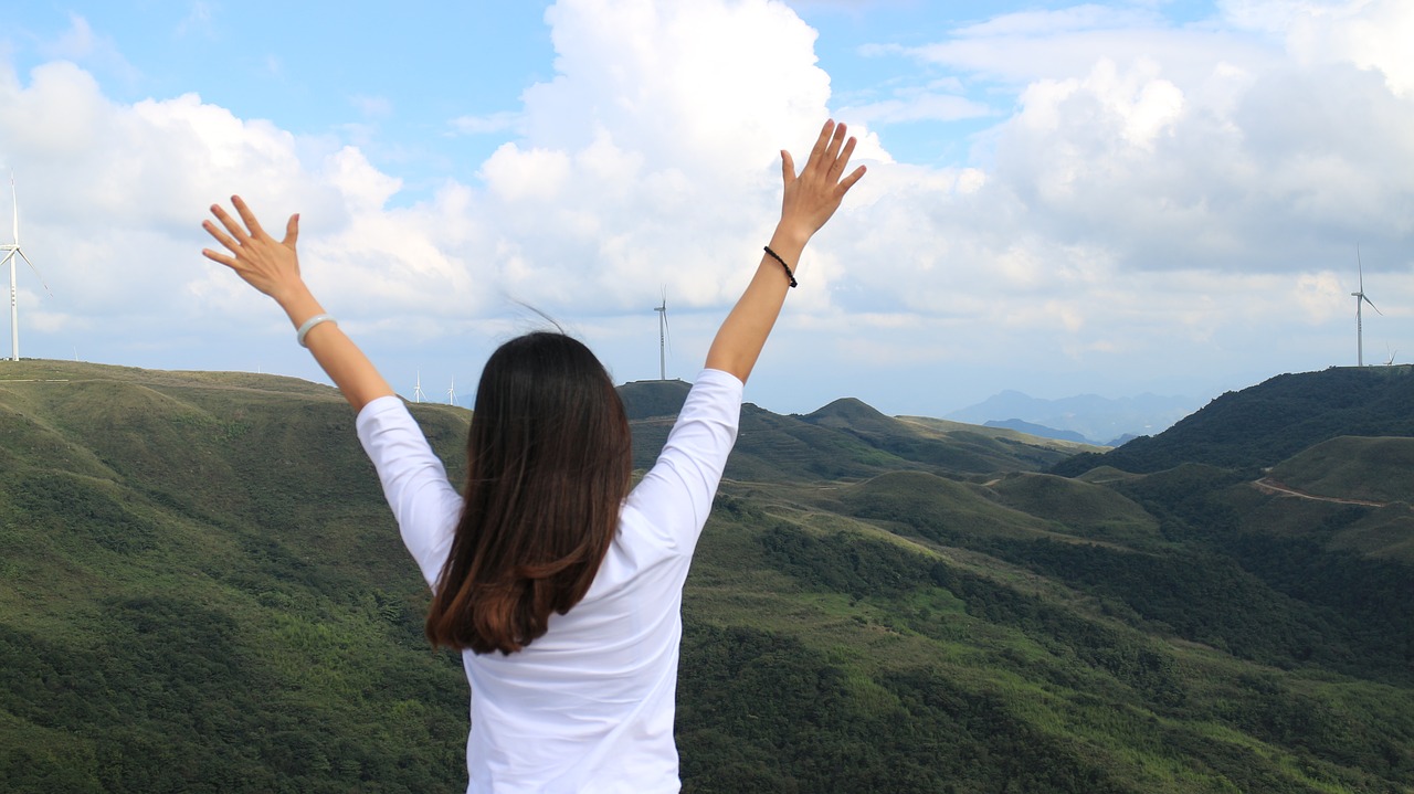 character  the scenery  sky free photo