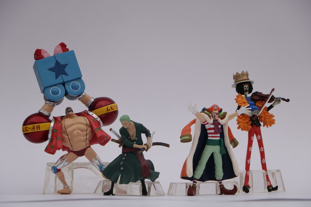 characters  one piece  dolls free photo