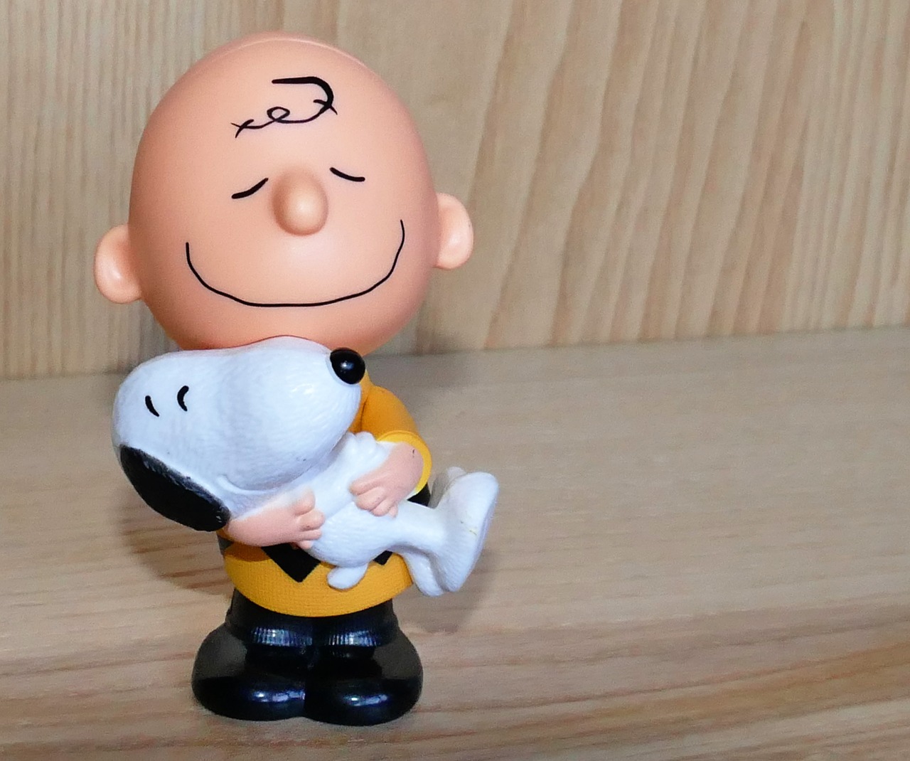 charlie brown snoopy toys free photo