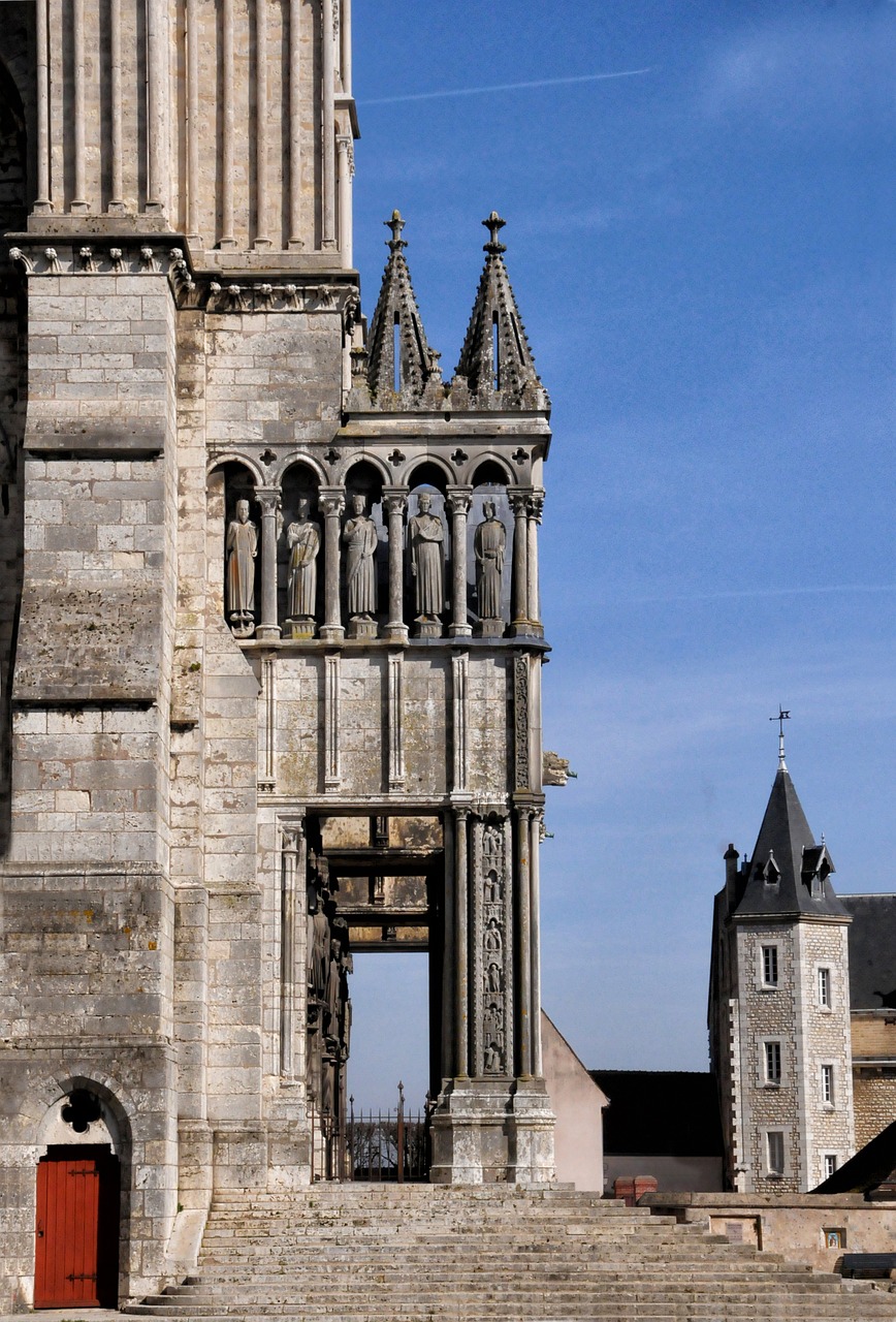 chartres cathedral porch free photo