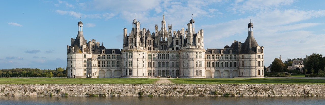 chateau chambord castle landscape free photo