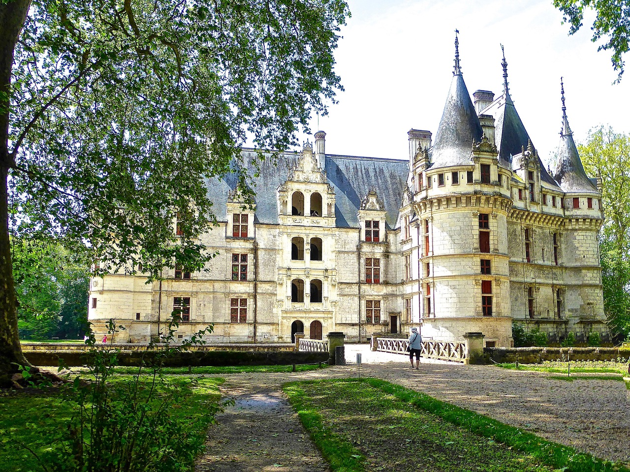 chateau d'azay le rideau chateau castle free photo