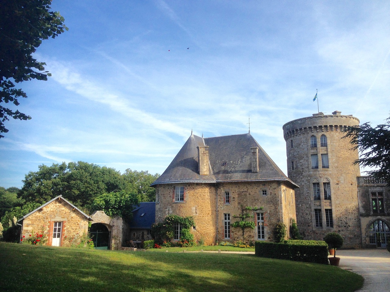 château de la flocellière vendée keep free photo