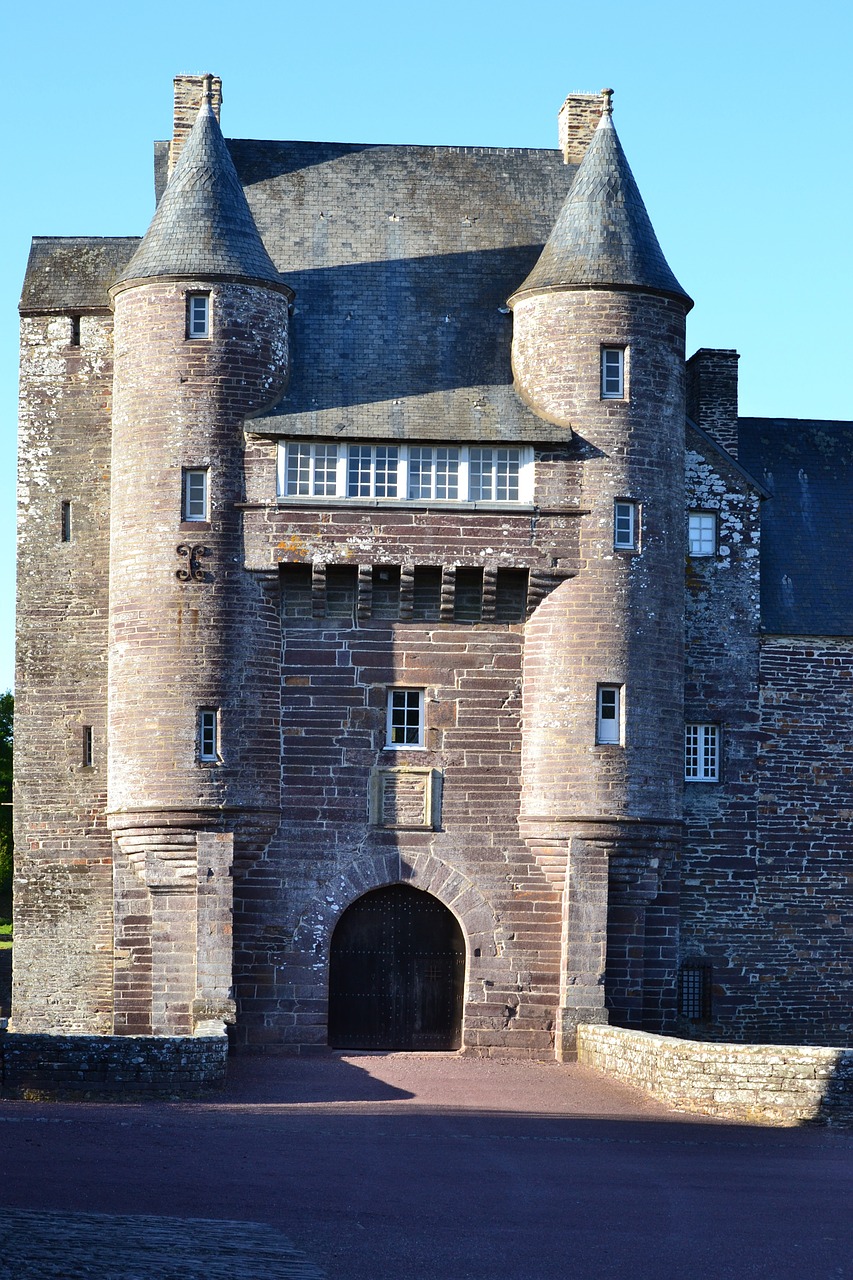 château de trécesson brocéliande brittany free photo