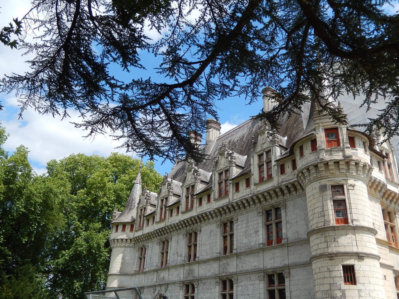 château d'ussé royal castle castle free photo