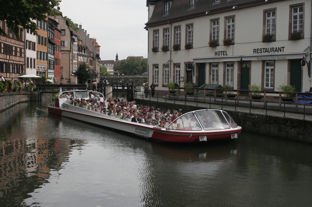 歐 chau french strasbourg free photo