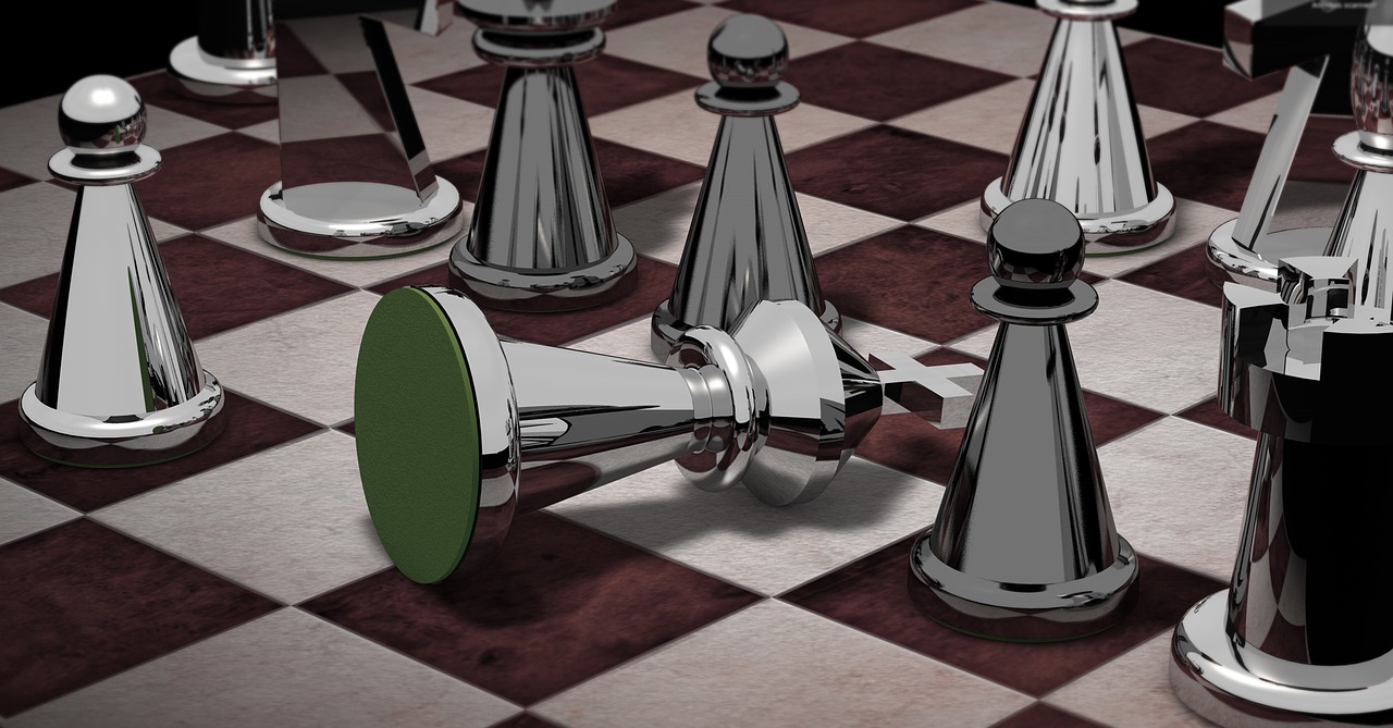 checkmated chess figures free photo