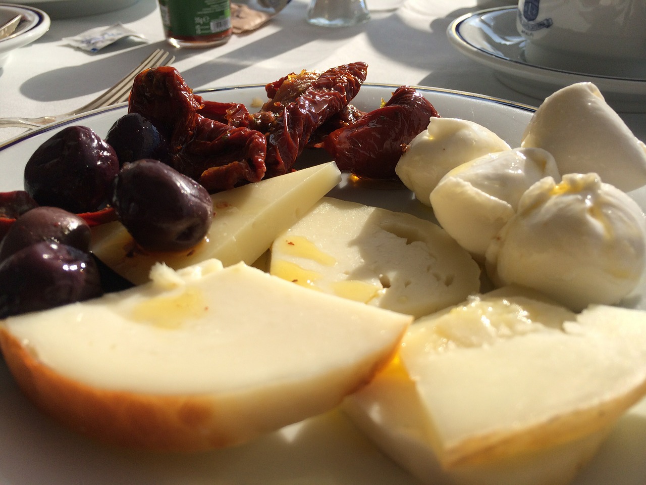 cheese italy sun dried tomatoes free photo