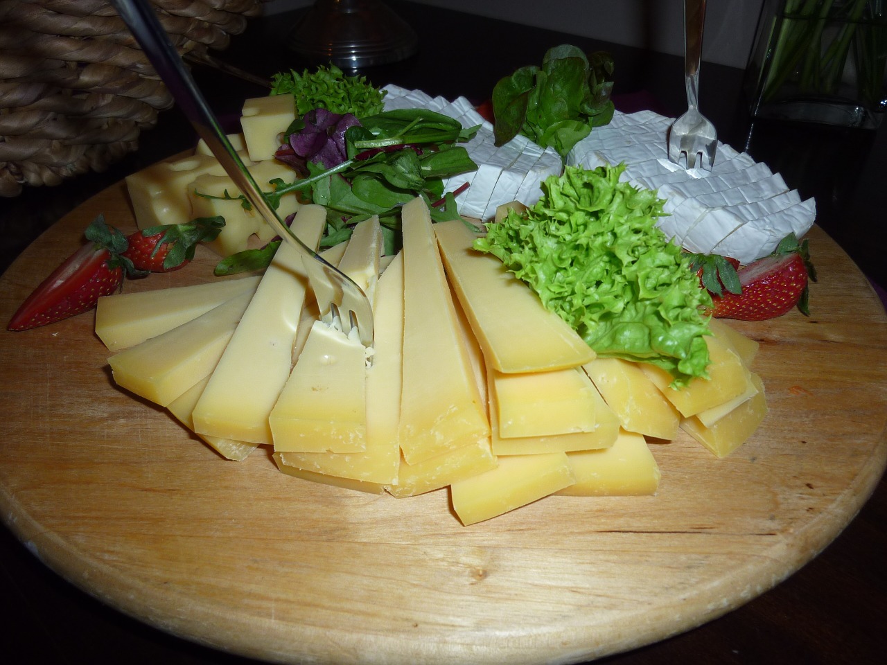 cheese käseplatte food free photo
