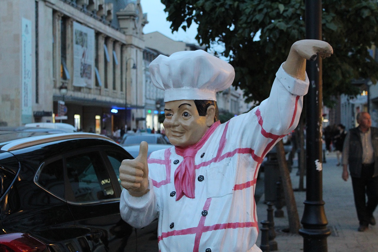 chef  chef statue  restaurant free photo