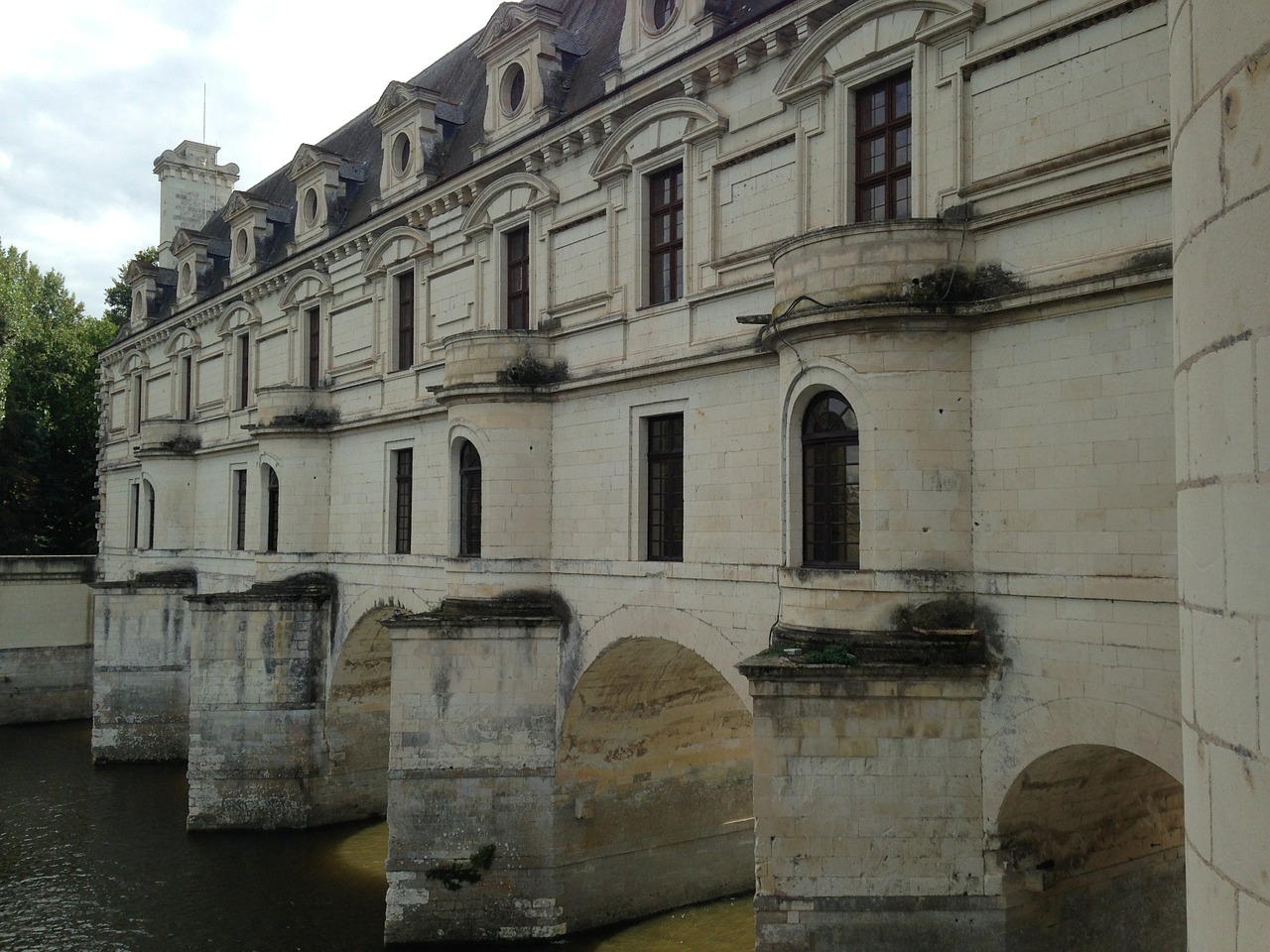 chenonceau castle france free photo