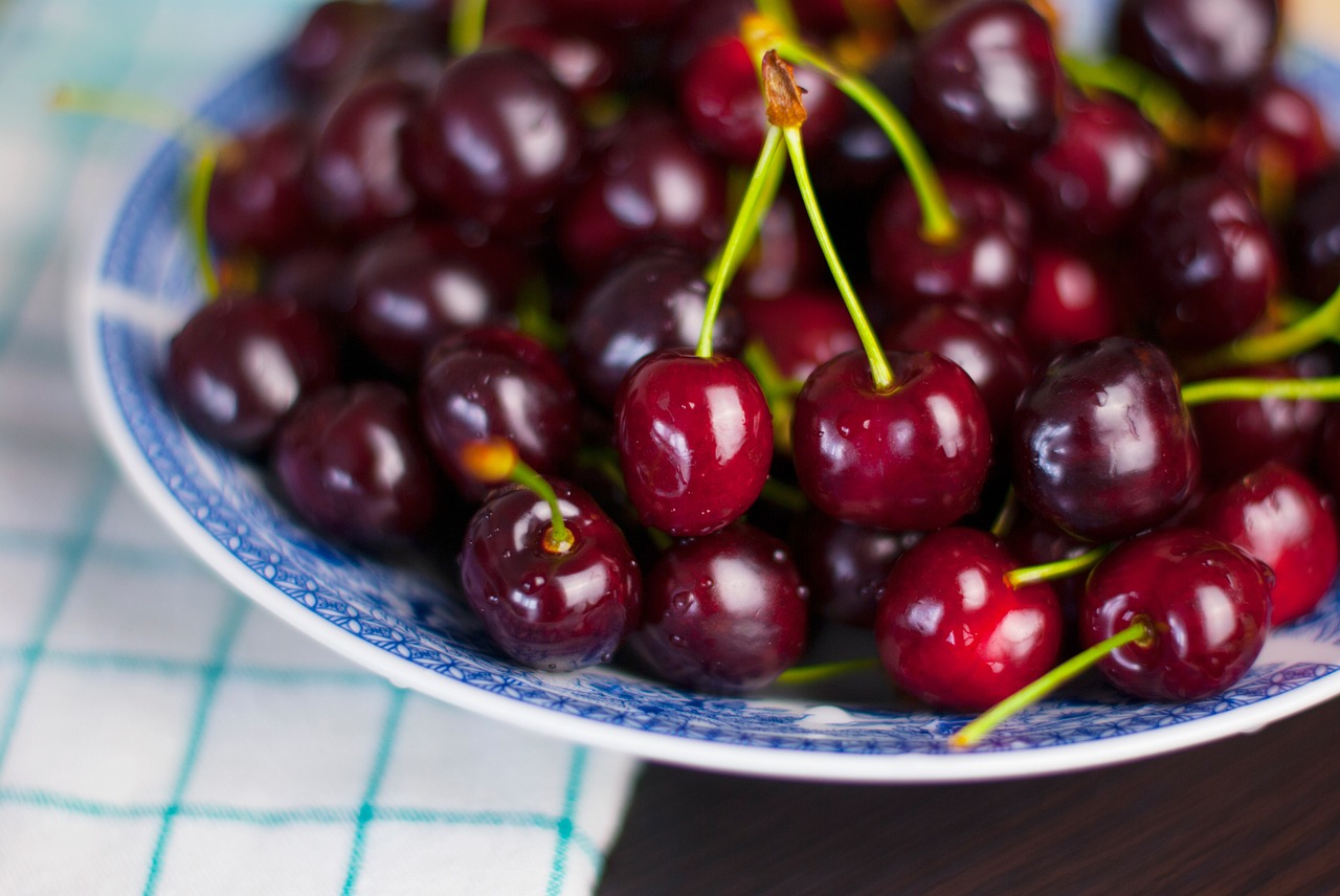 cherries fruits food free photo