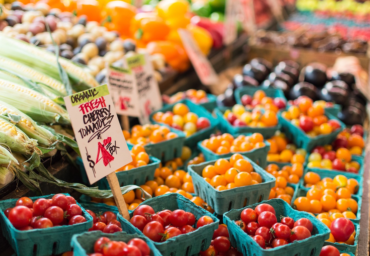 cherry tomatoes fruits free photo