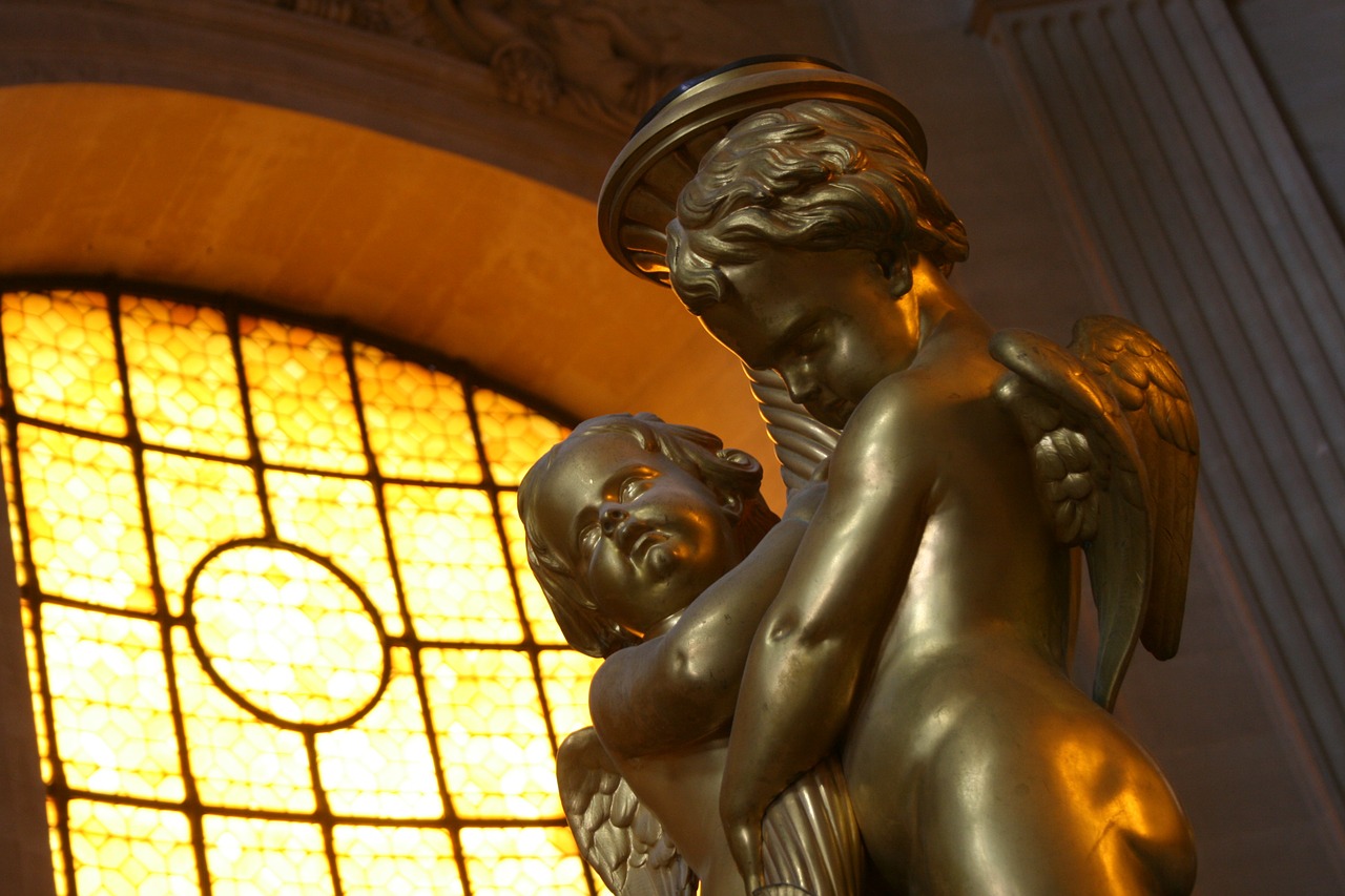 cherubs statue church free photo