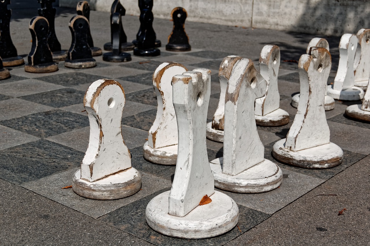 chess figures large free photo