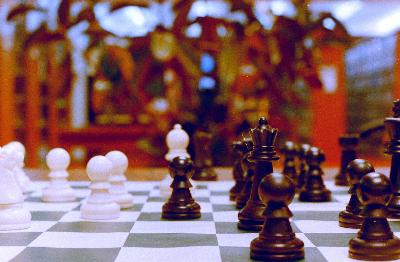 chess play game free photo