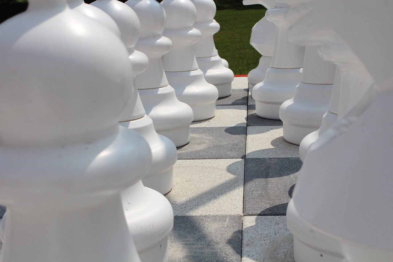 chess chess board chess pieces free photo