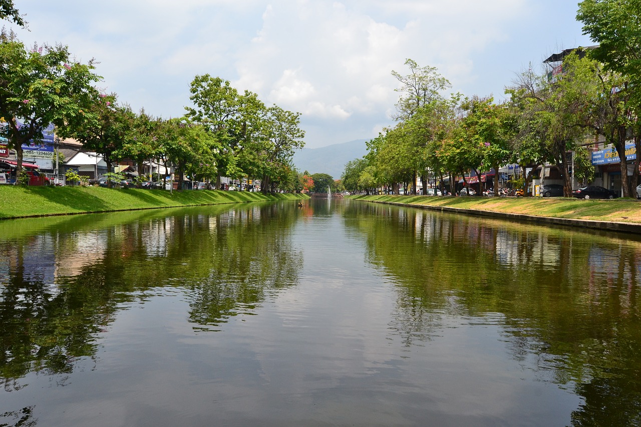 chiang mai ancient city channel free photo