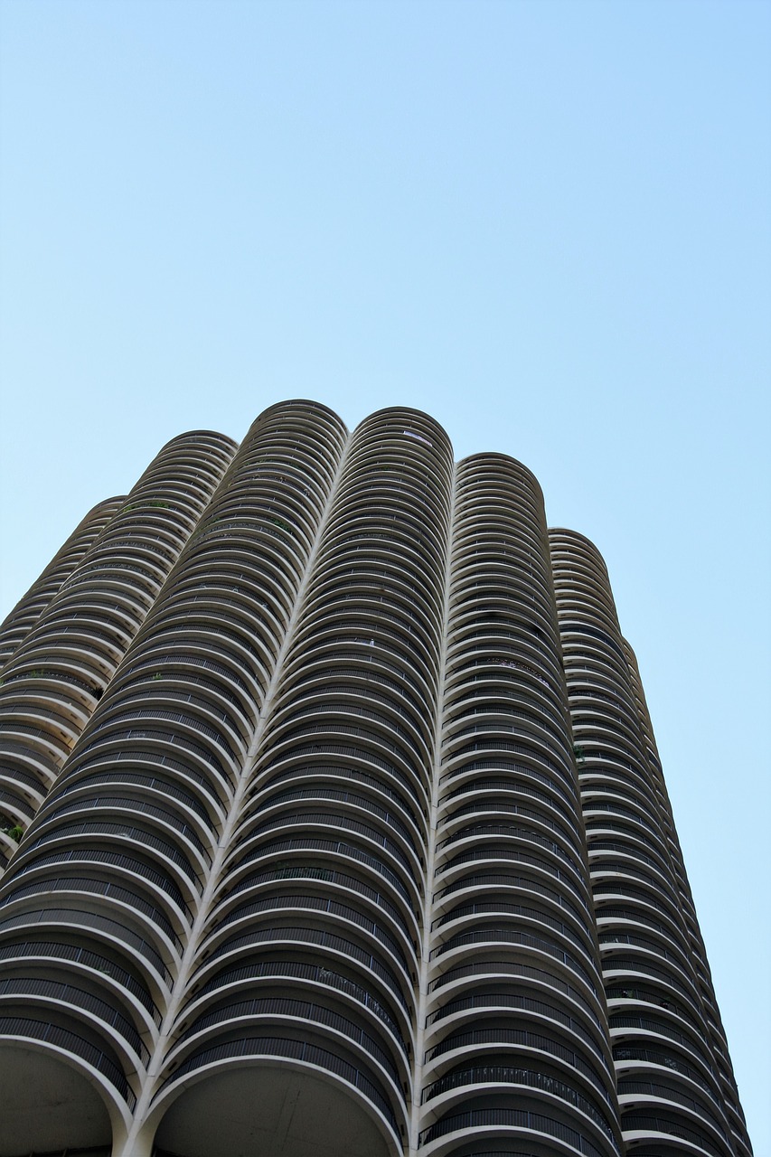 chicago skyscraper facades free photo