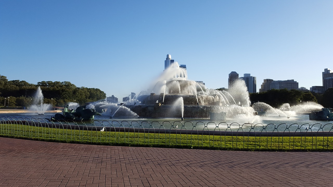 fountain city chicago free photo