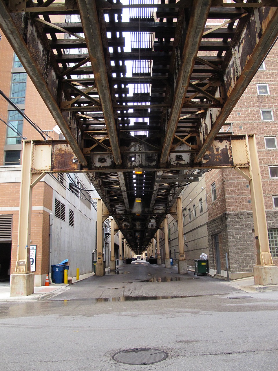 chicago  bridge  road free photo