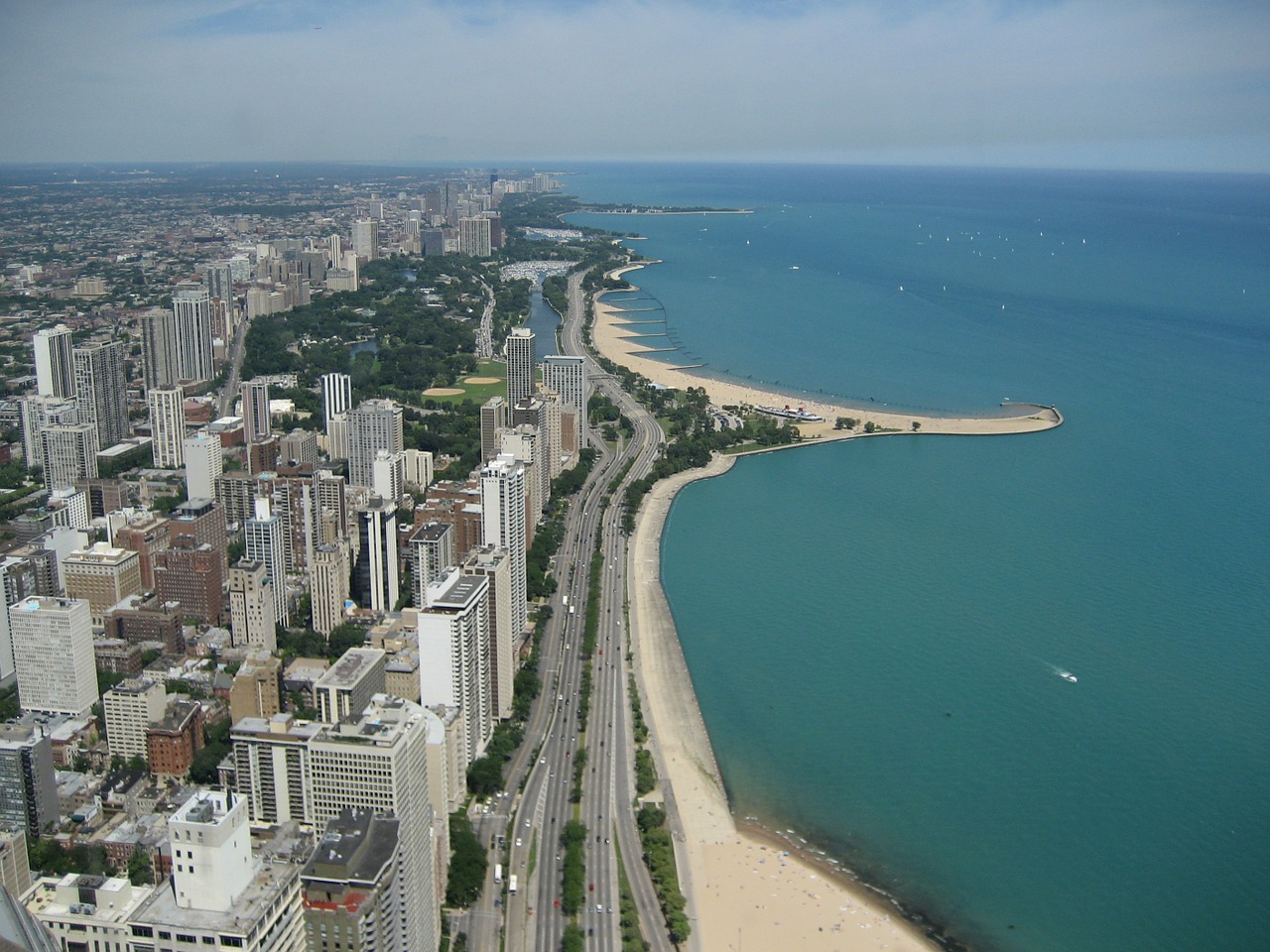 chicago skyline shoreline free photo