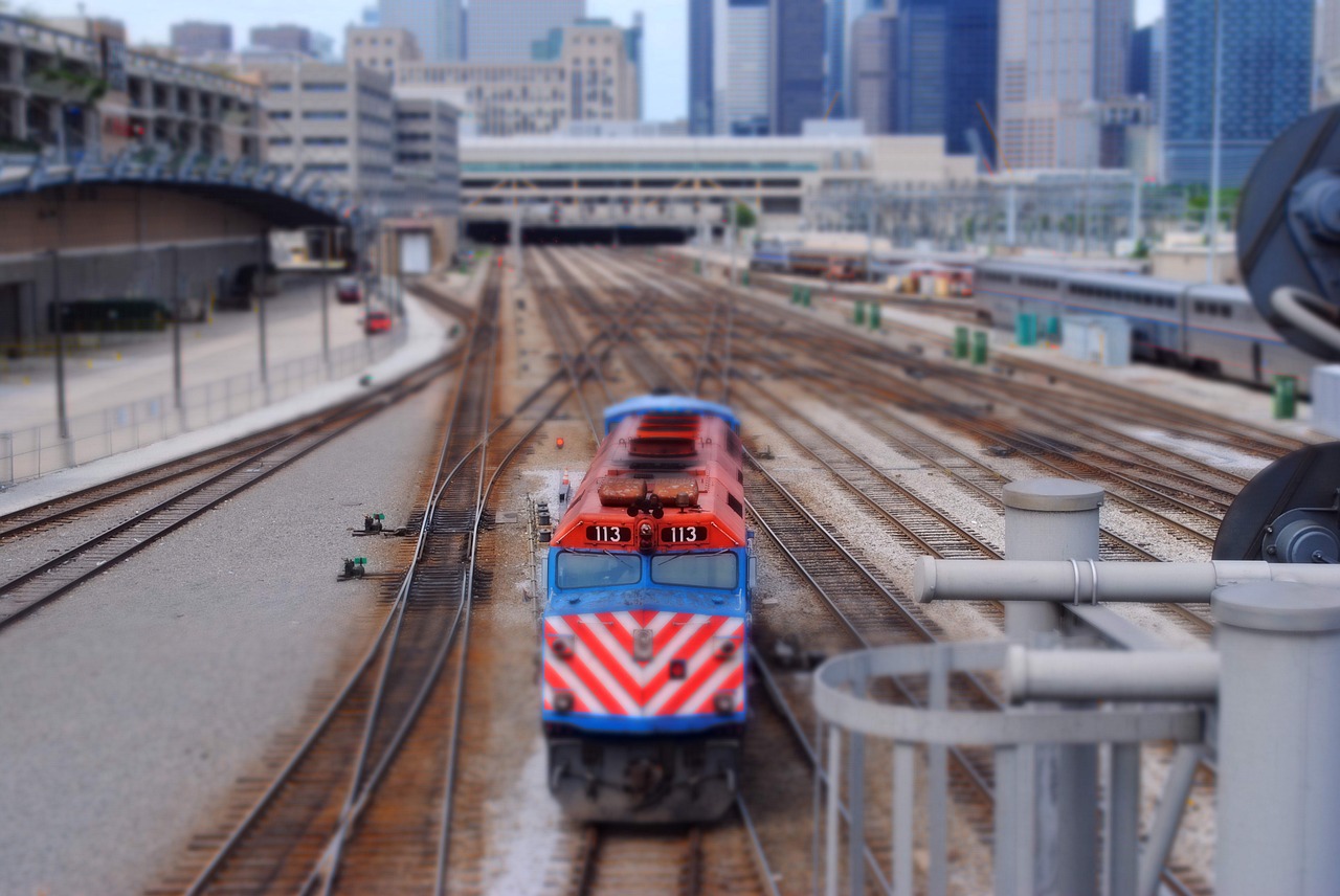 chicago railroad train free photo