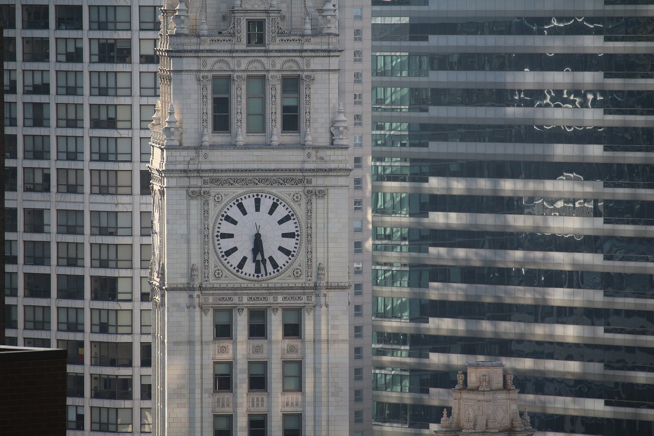 chicago wrigley clock free photo