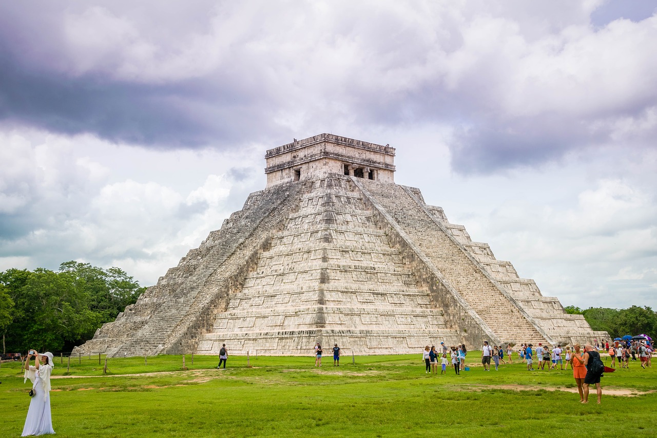 chichen ruins mexico free photo