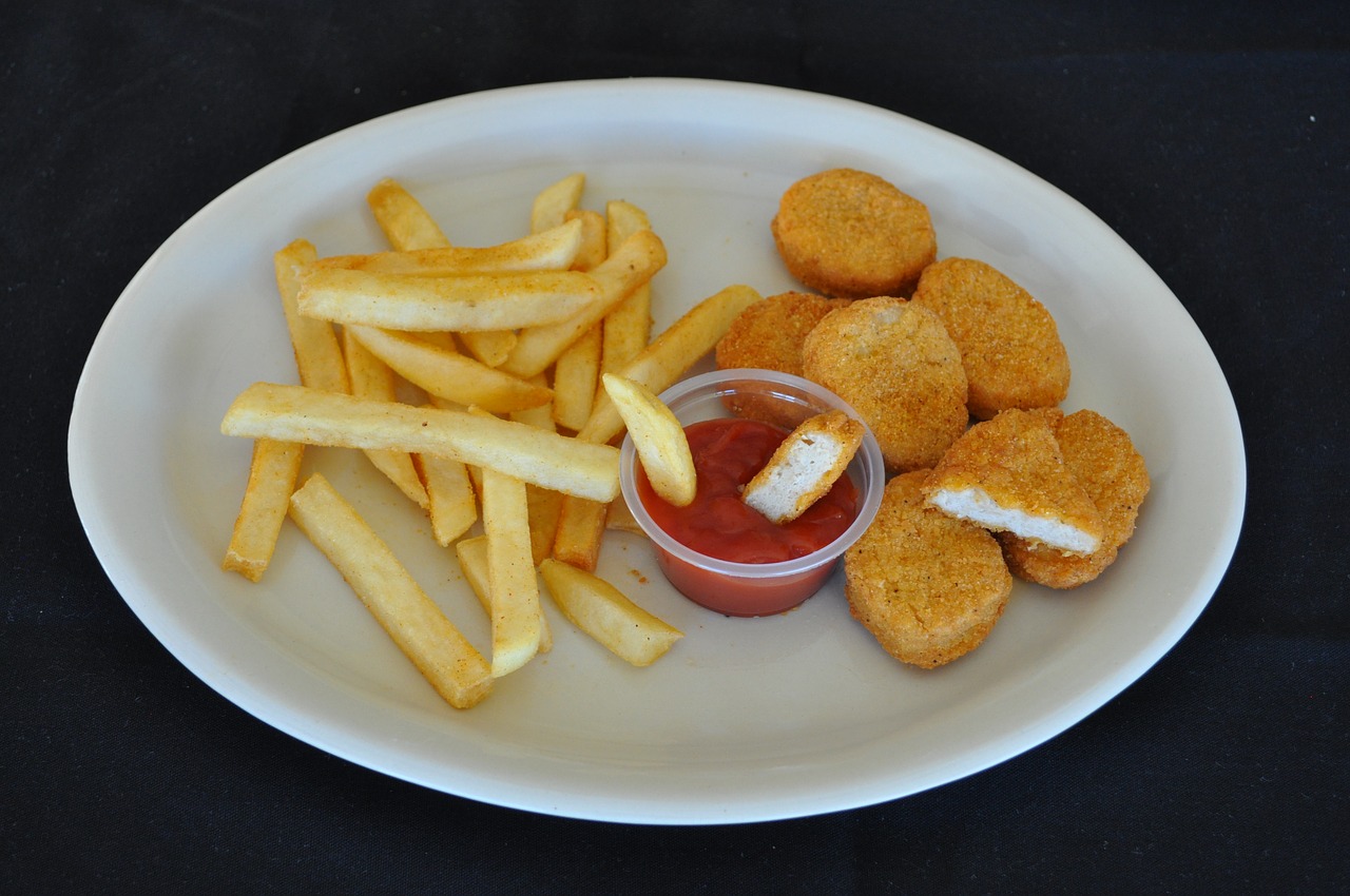 chicken nuggets food free photo