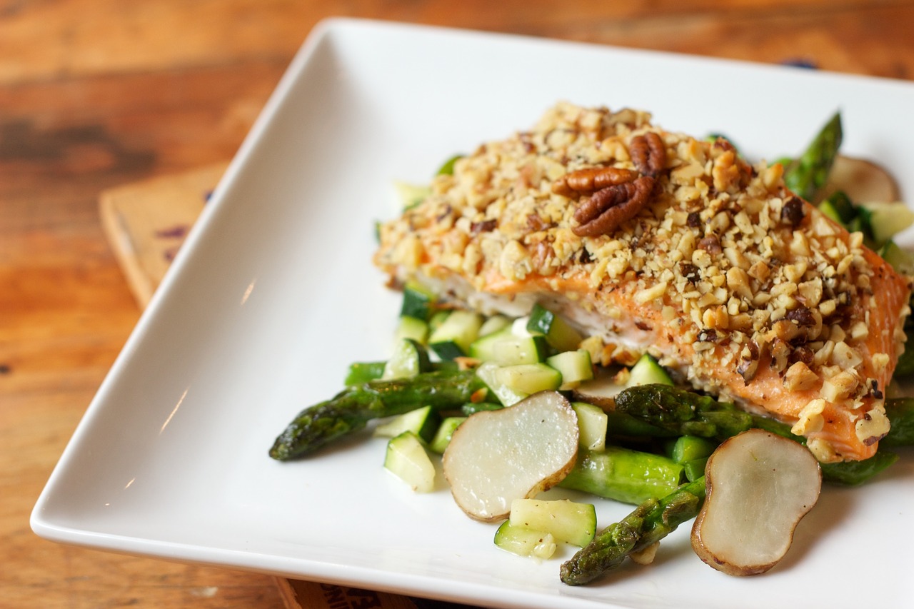 chicken asparagus pecan free photo