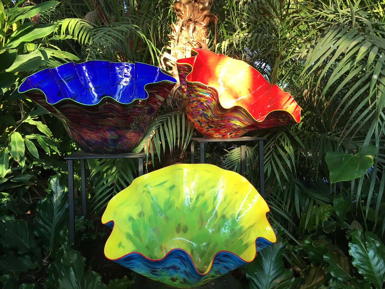 chihuly glass sculpture free photo