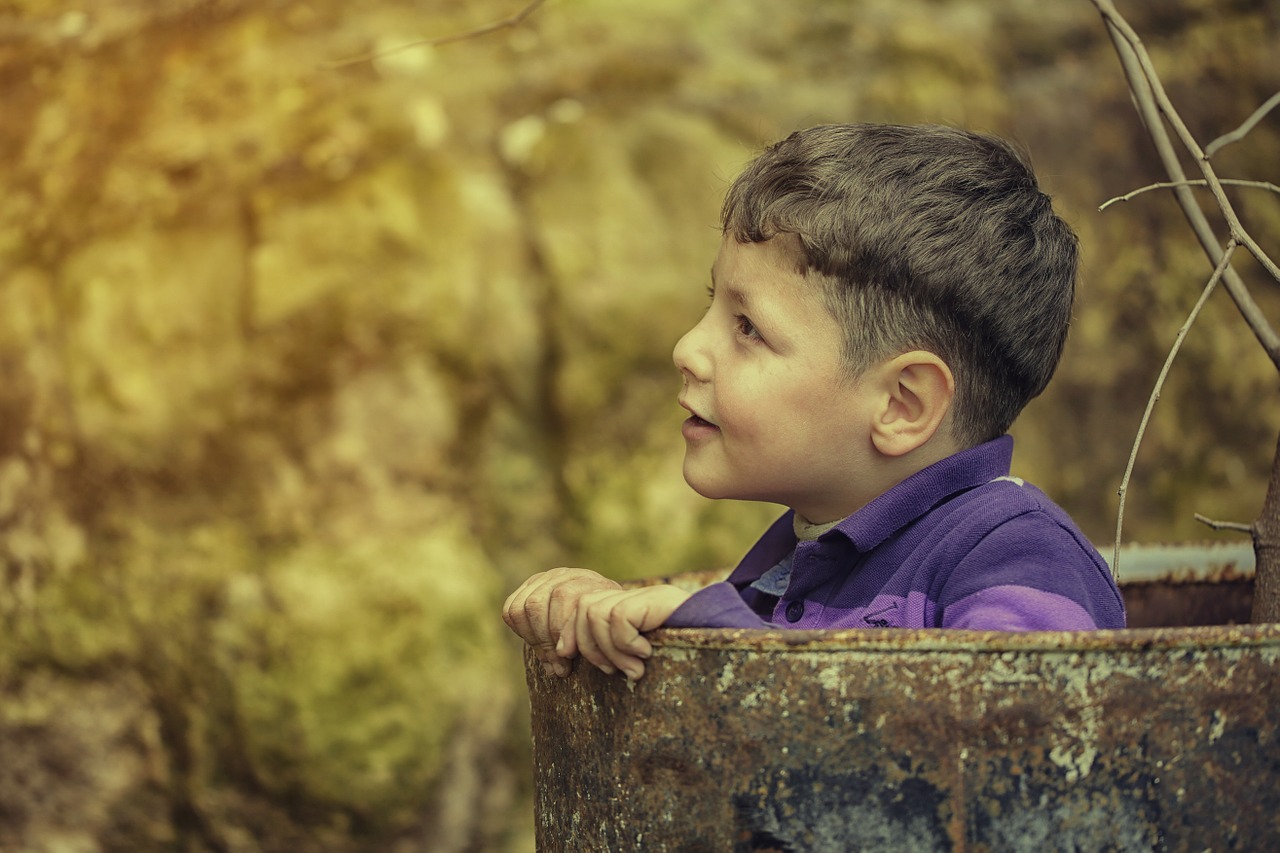 child happy cute free photo