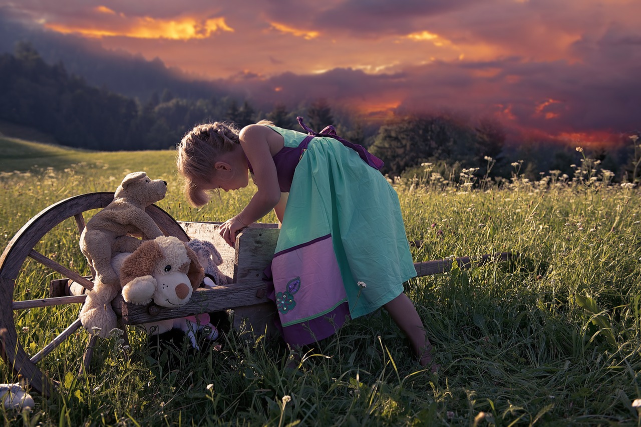 child girl out free photo