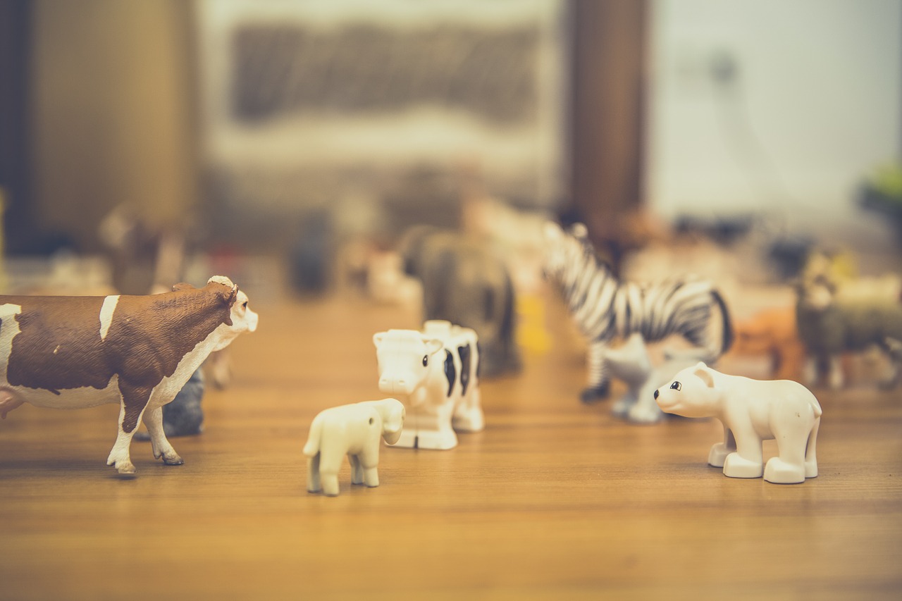 child toys animals free photo