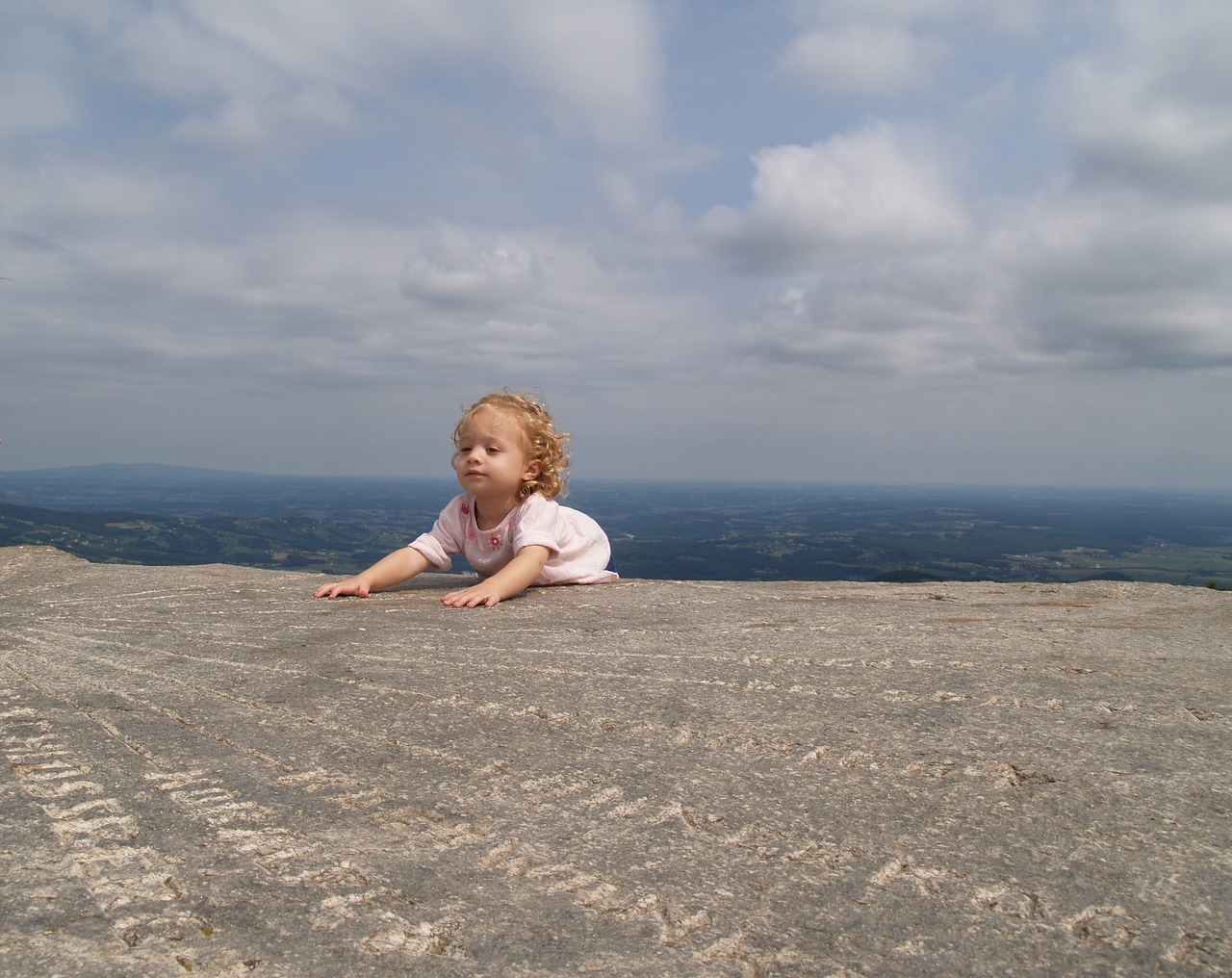 child girl mountain free photo