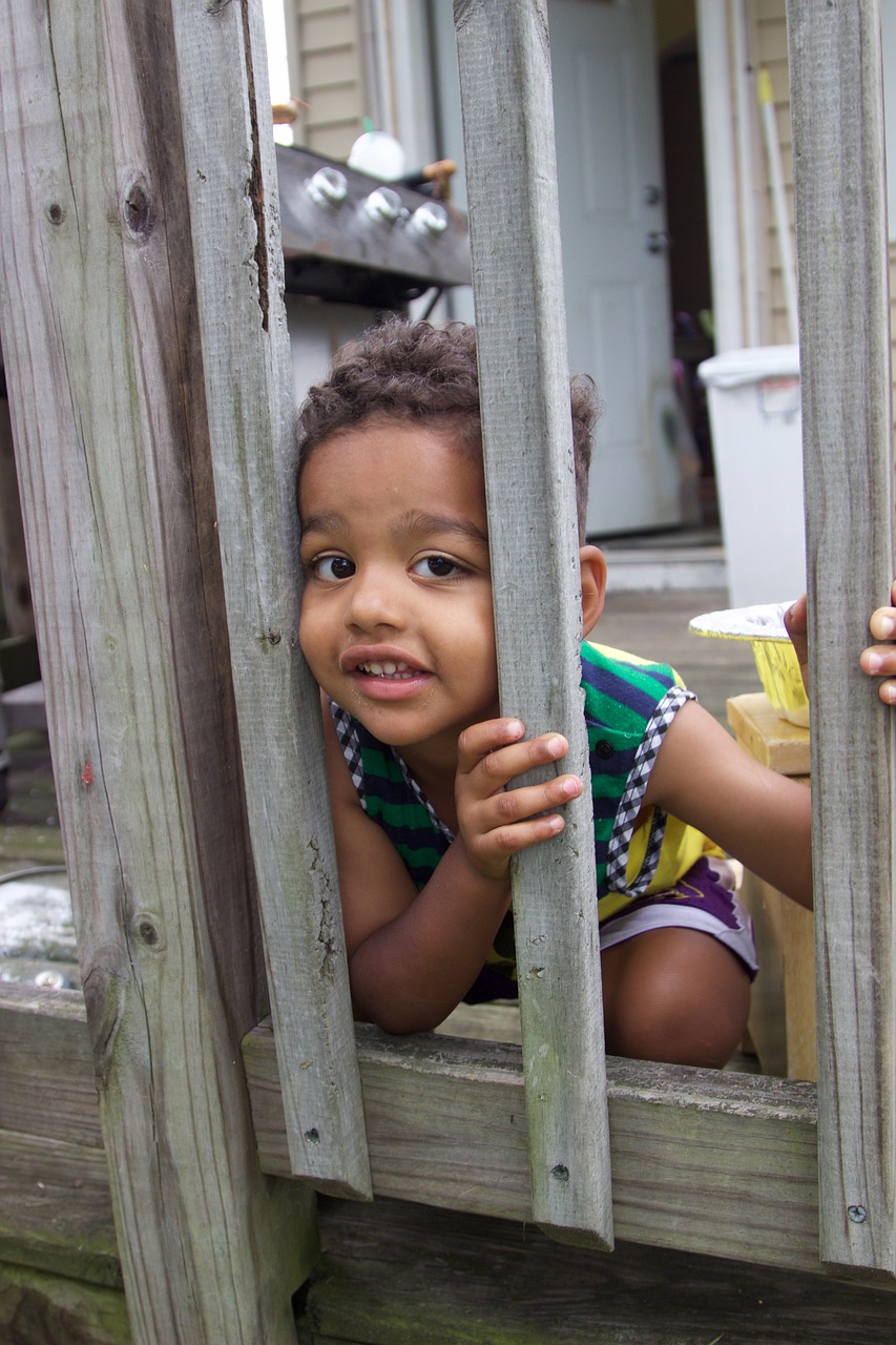 child porch picture free photo