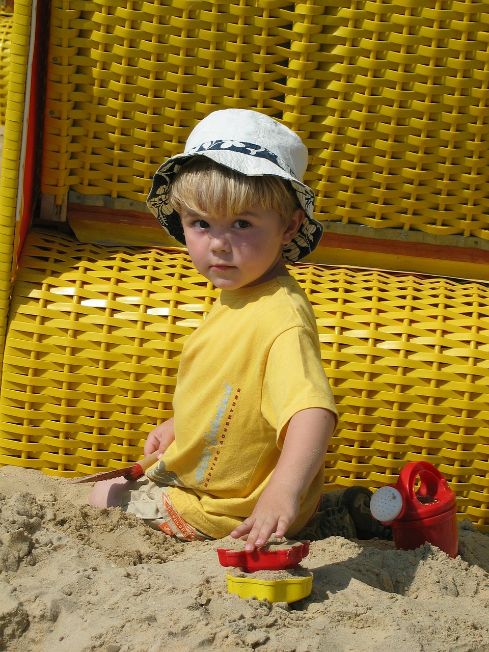 child play sand free photo