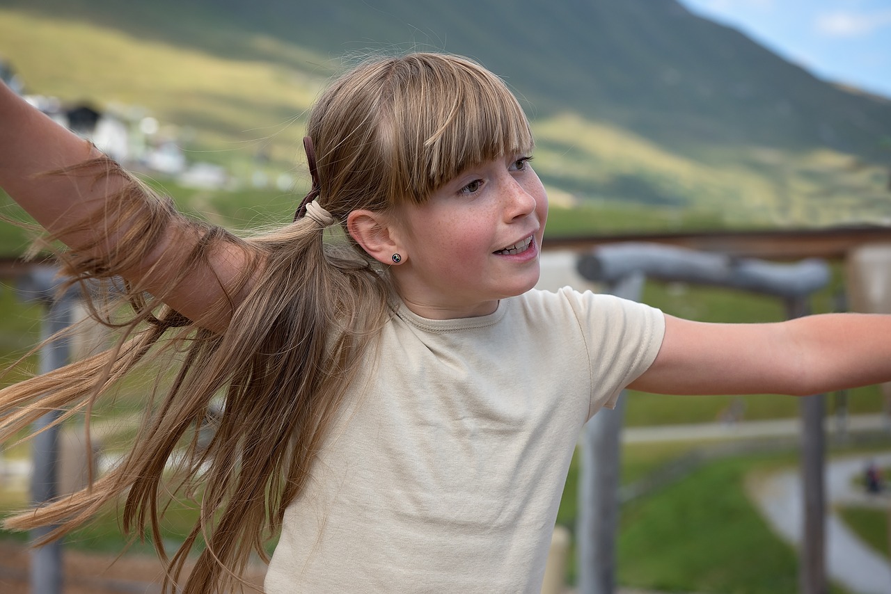 child girl out free photo