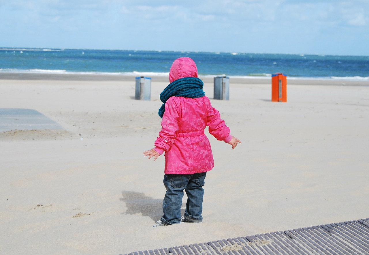 child beach sea free photo