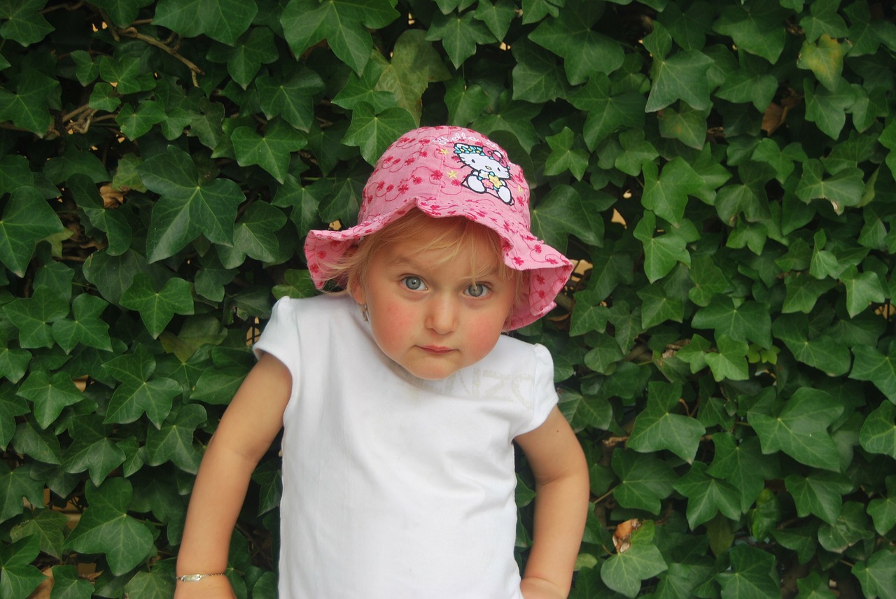 child hat girl free photo