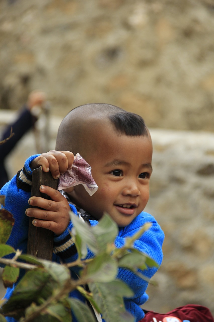 child  outdoor free pictures free photo