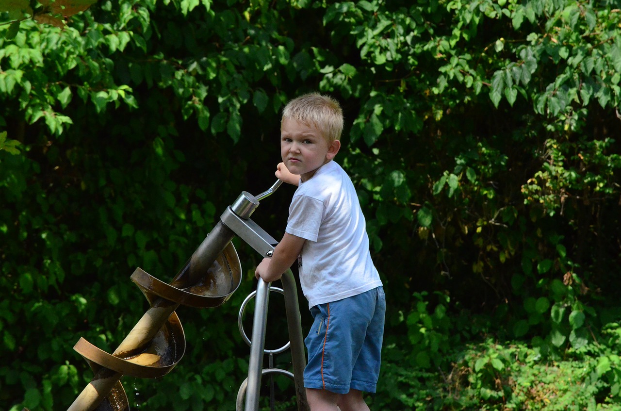 child boy water feature free photo