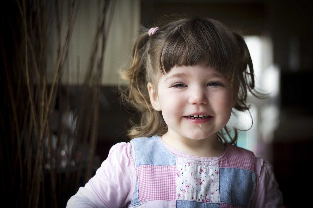 child smiling young free photo