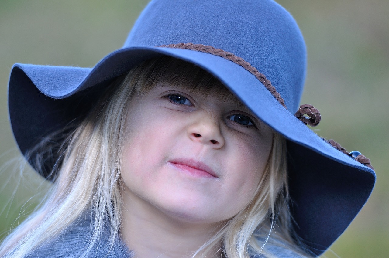 child girl hat free photo