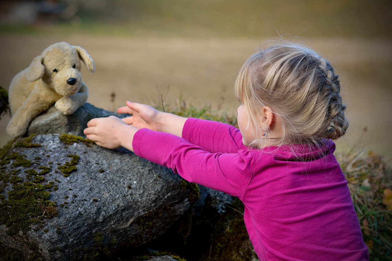 child girl blond free photo